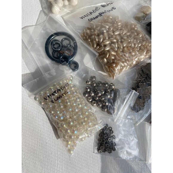 Mixed bead Lot Multiple Colors, Sizes, Stone, Acrylic, Crystal, Metal L#2 - Picture 5 of 5